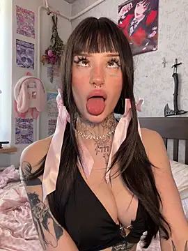 madelinexx live cam, Thin, Big Tits - EroticFlix