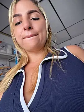 sammyqueenx21 live cam, Colombia, Curvy, Blonde, Brown - EroticFlix