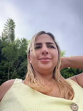 sammyqueenx21 live cam, Colombia, Curvy, Blonde, Brown - EroticFlix