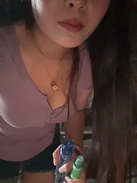 xiaoxiong0508 live cam, Average, Brown, Brown, Big Tits - EroticFlix