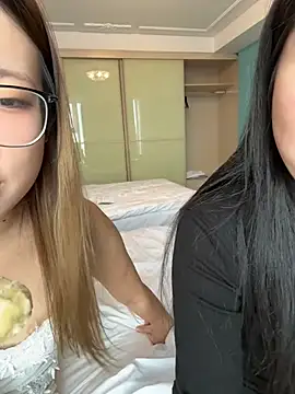 xiaozz-001 live cam, Thin, Brown, Black - EroticFlix