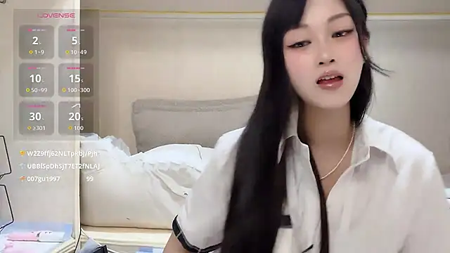 yueyue2003 live cam, Average, Brown, Brown, Big Ass - EroticFlix